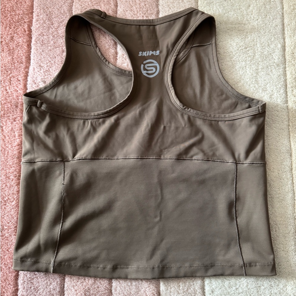 SKIMS Taupe Ribbed Racerback Crop - Picture 3 of 10